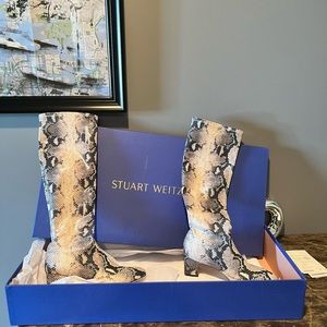 NWT Stuart Weitzman Snake Skin Boots